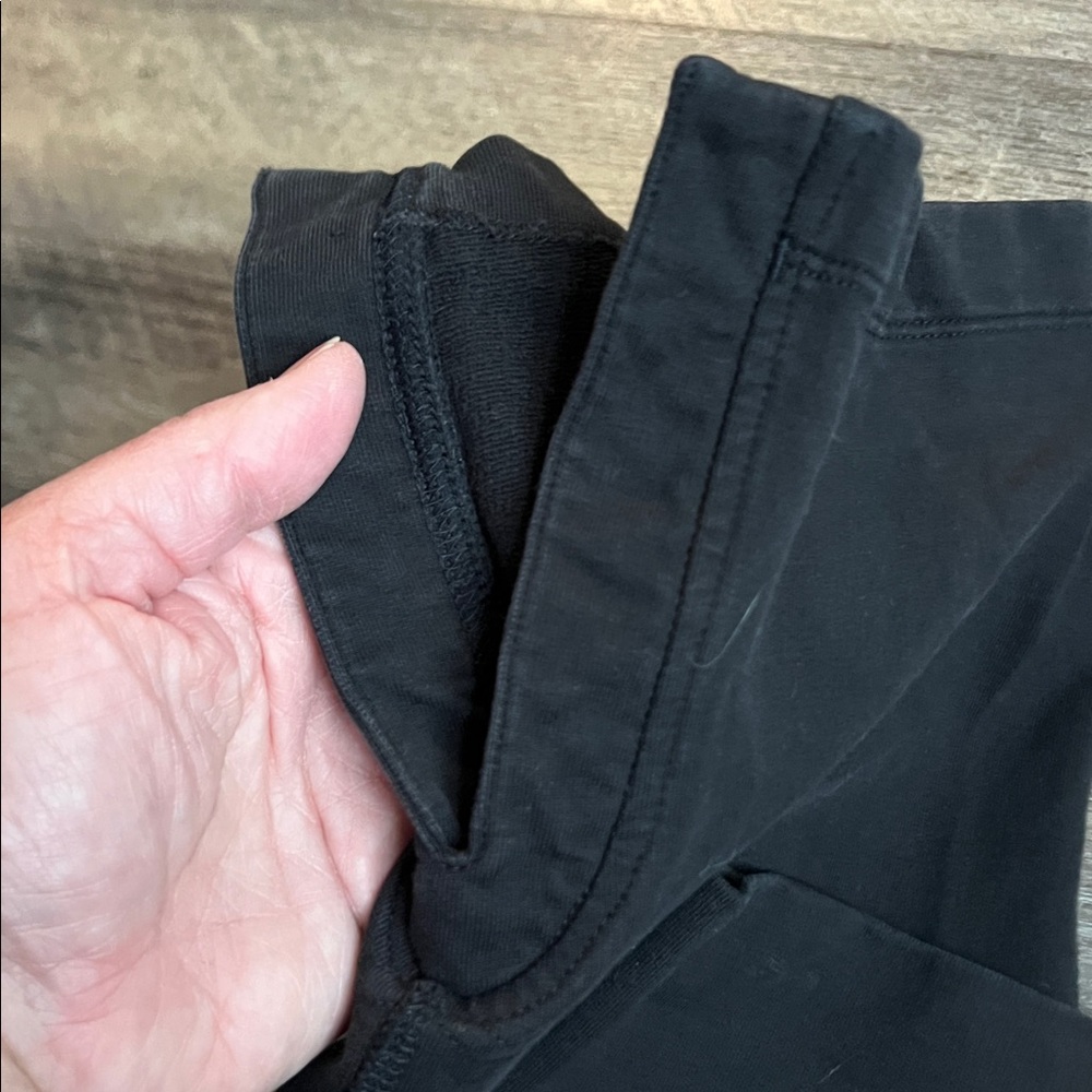 Patagonia Women’s Black Wide Leg yoga Pants Size Small ♣️ - Picture 6 of 8